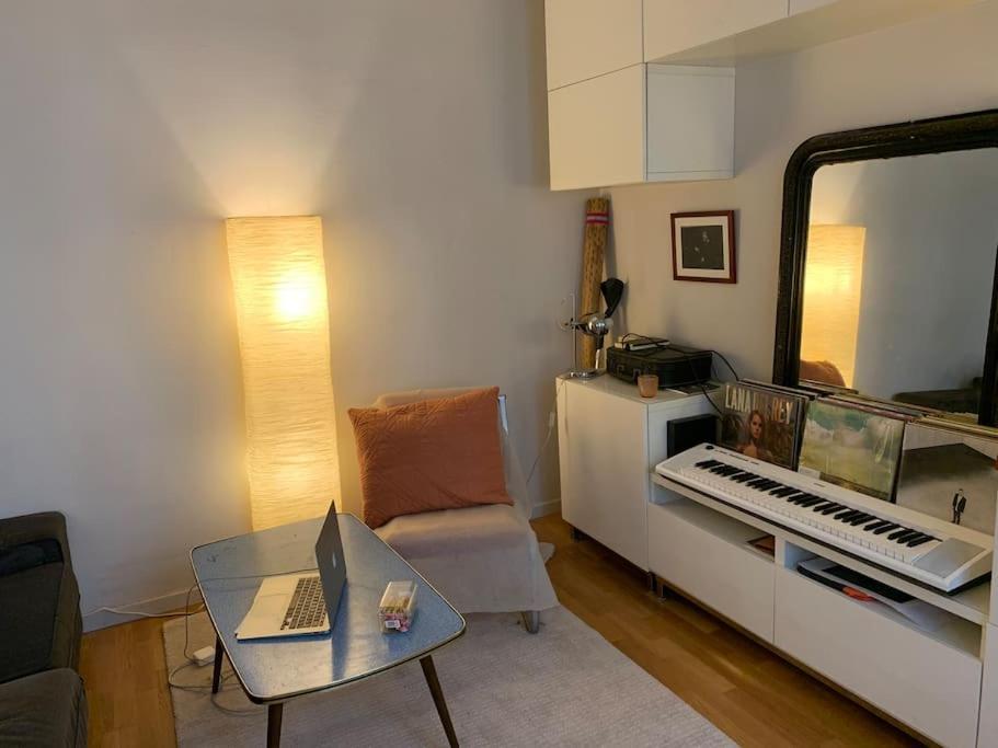 Cosy - Montmartre Apartment